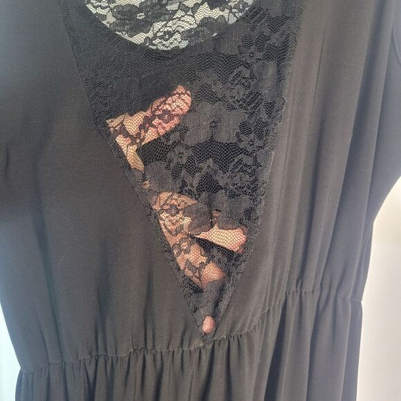 Ellen Parker Black Lace Insert Sleeveless Dress - Picture 6 of 11